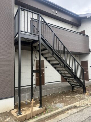 鉄骨階段